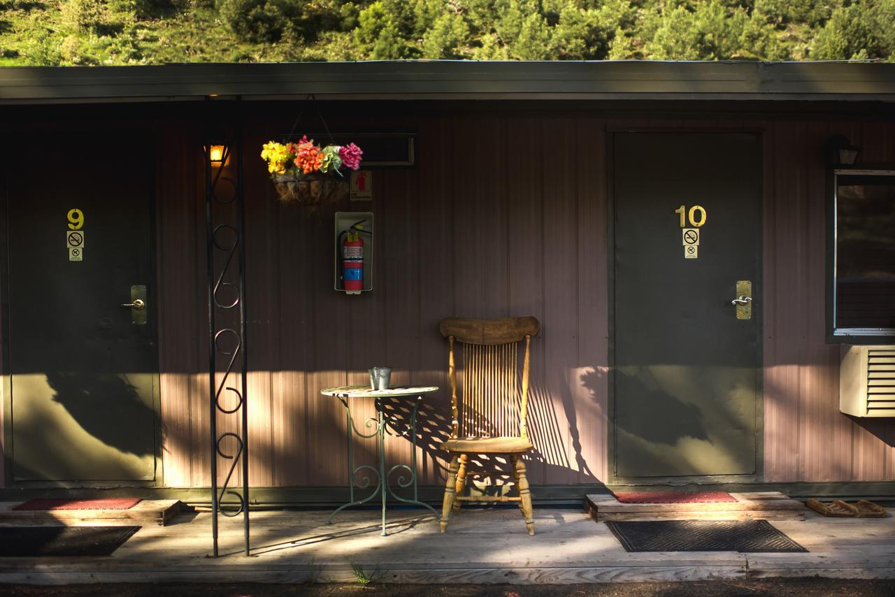Cozy Mountain Motel Austin Exterior foto